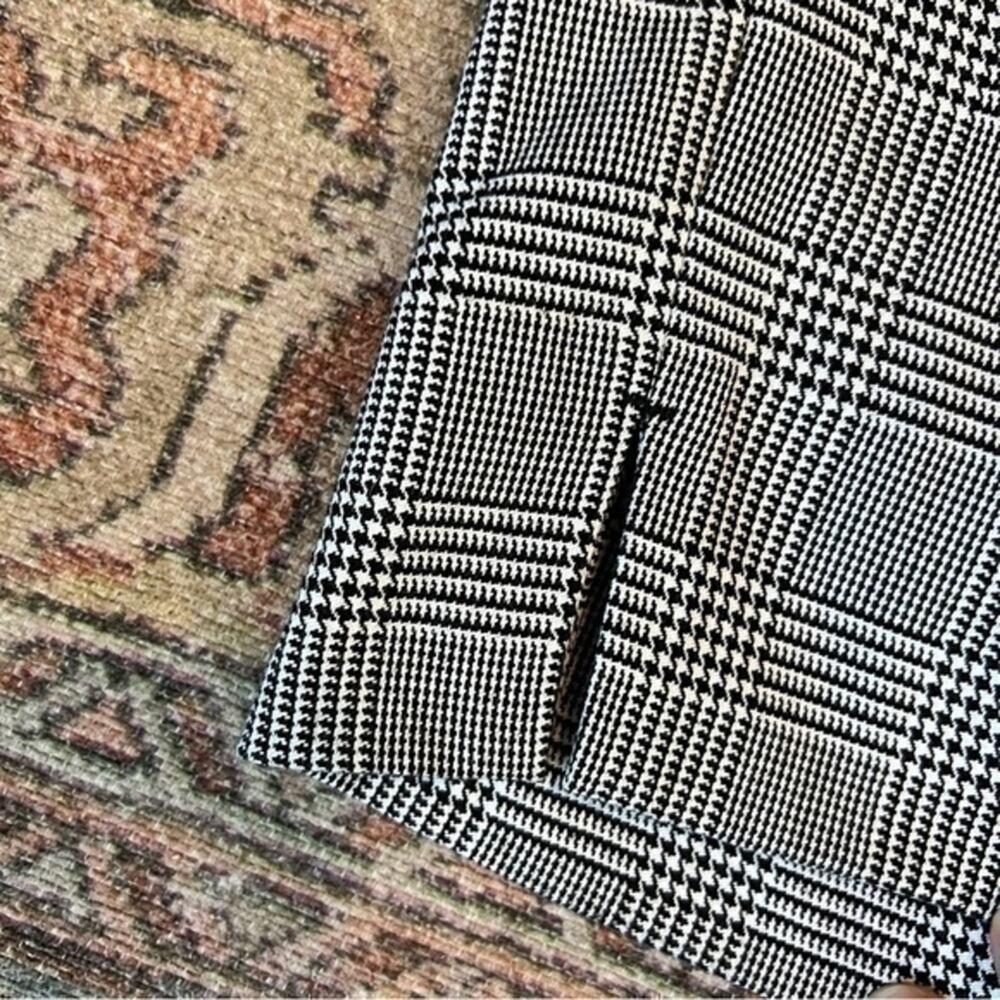 Ann Taylor Black and White Plaid Pants Size 0 - Picture 3 of 12